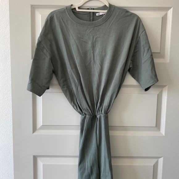 NWT Zara Fitted Shorts Romper Sage Green - Picture 4 of 6